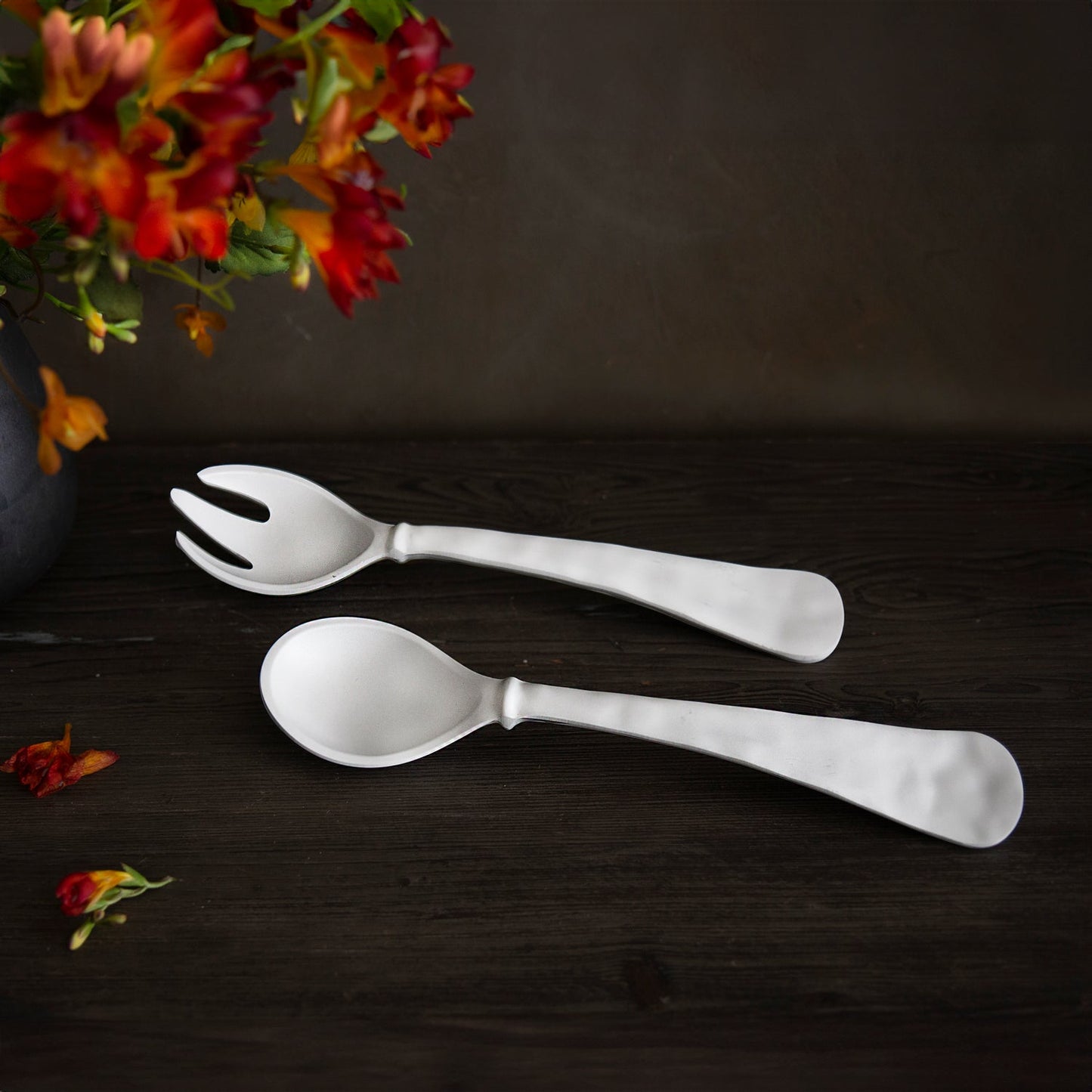 VIDA Nube Large Salad Servers