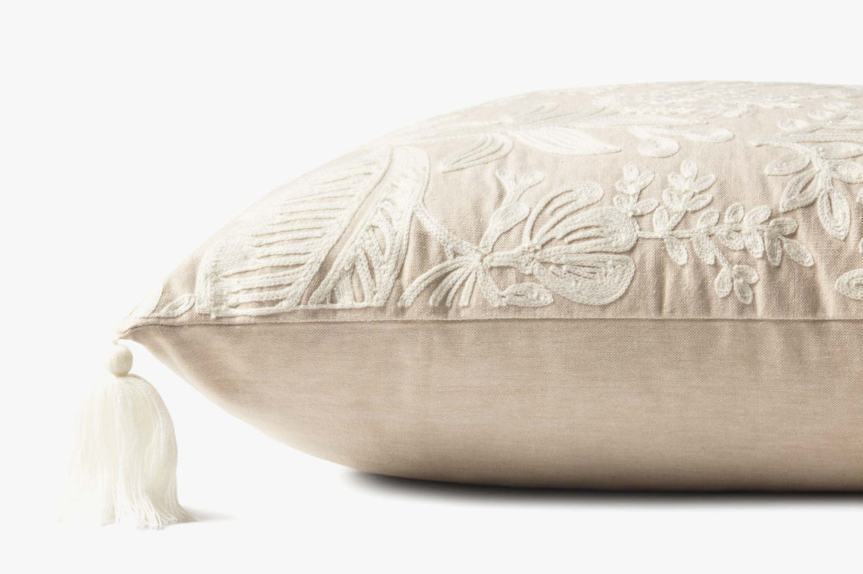 Soft Bloom Pillow - Cream