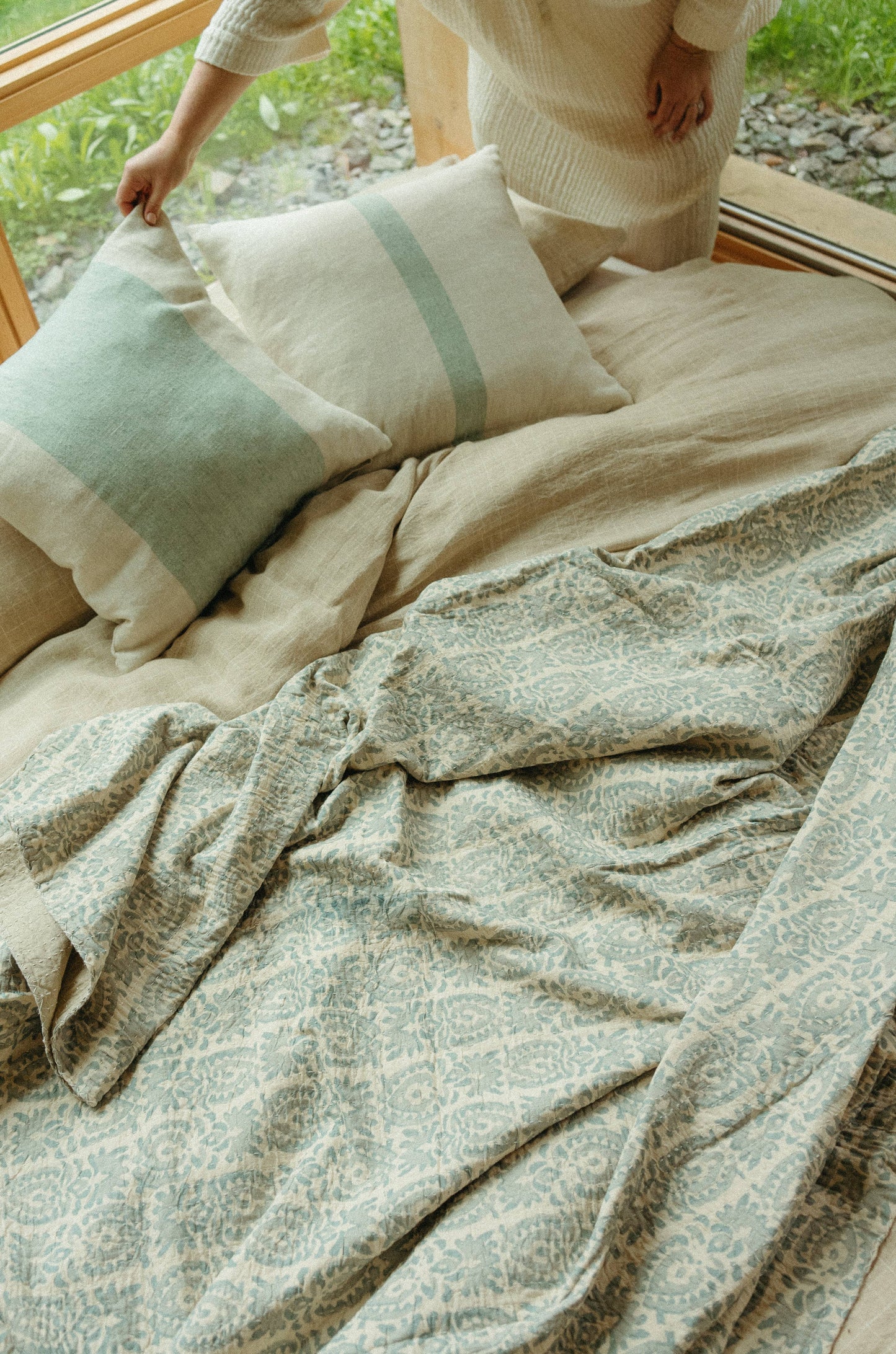 Harbor Linen Pillow - 20x20