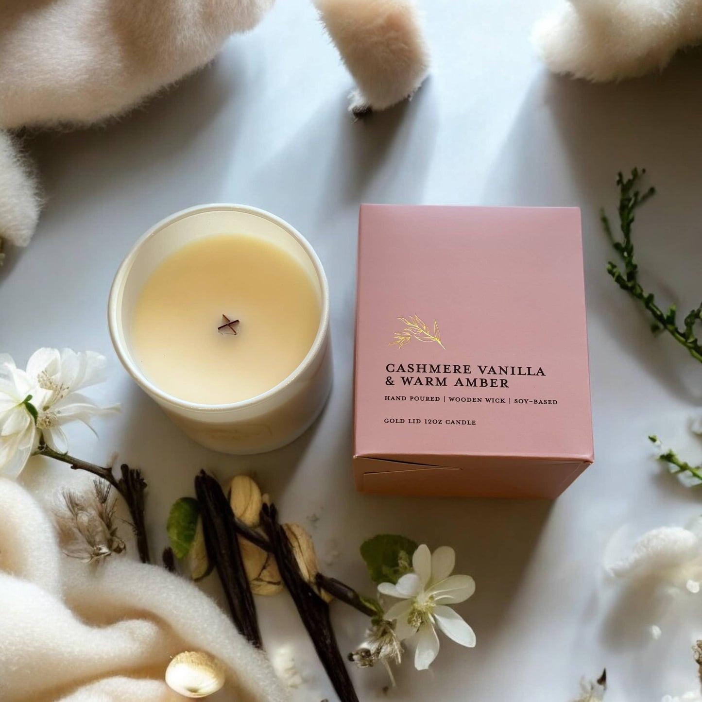 Cashmere Vanilla l Gold Lid Candle & Boutique Box