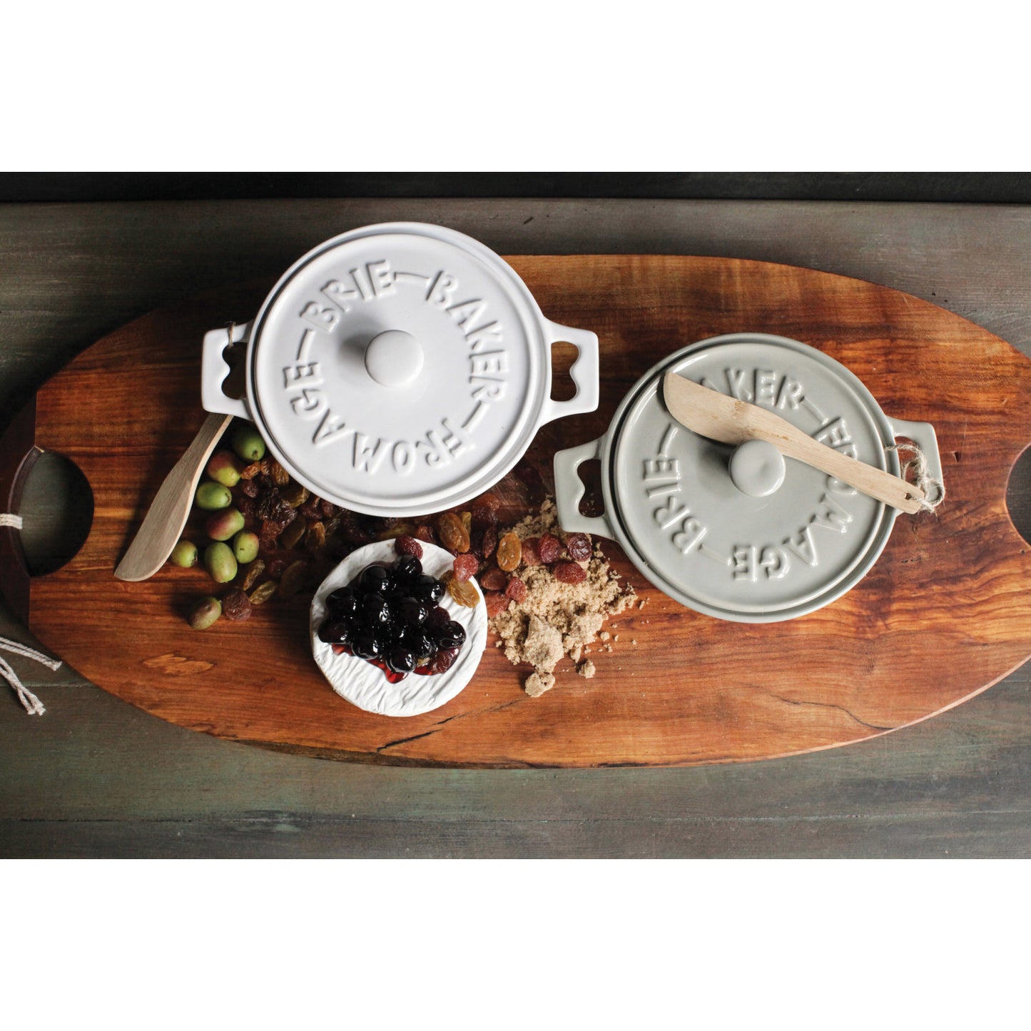 Brie Baker with Lid and Spreader - 2 Colors