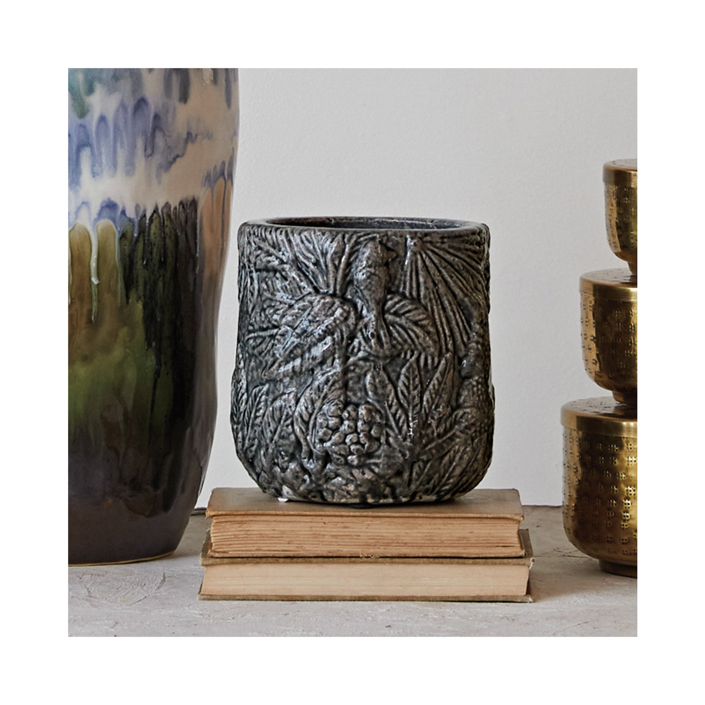 Leaves Terra-cotta Planter