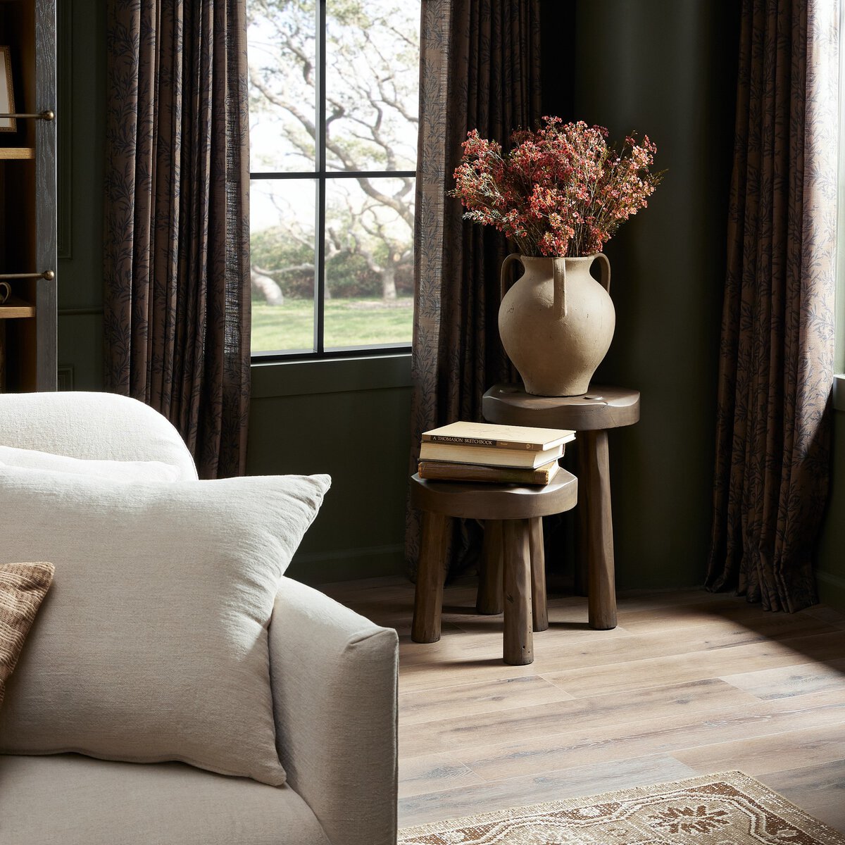 Maha Accent Nesting Stools