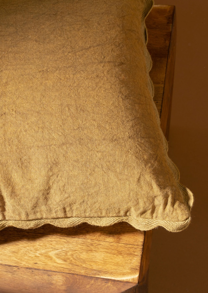Scalloped Edge Pillow - 20x20 Bronze