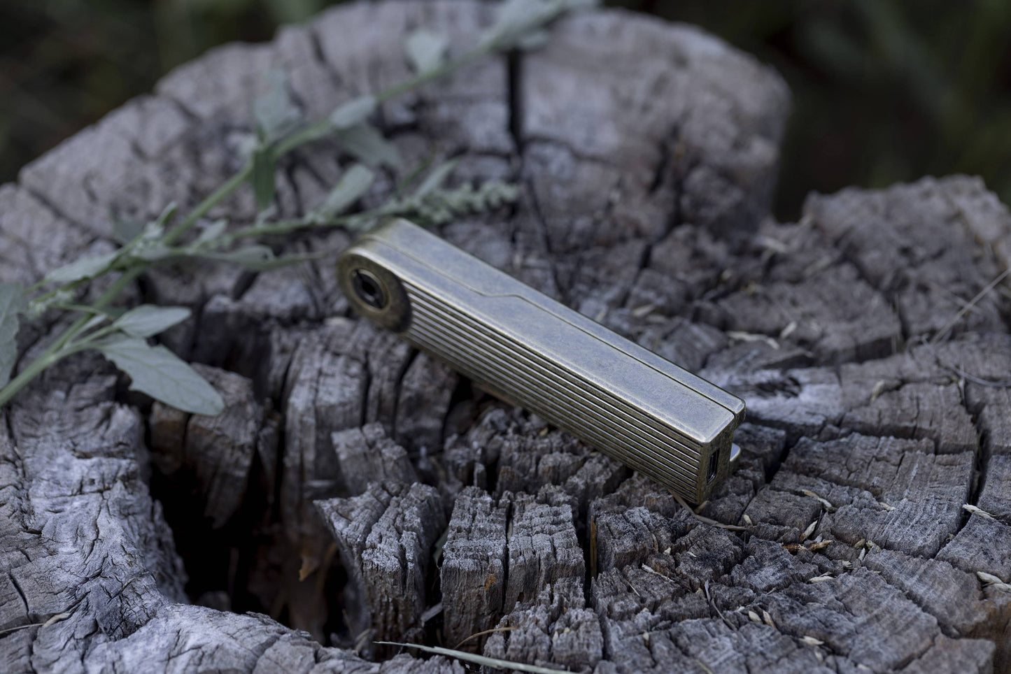 Pivot Arc Lighter