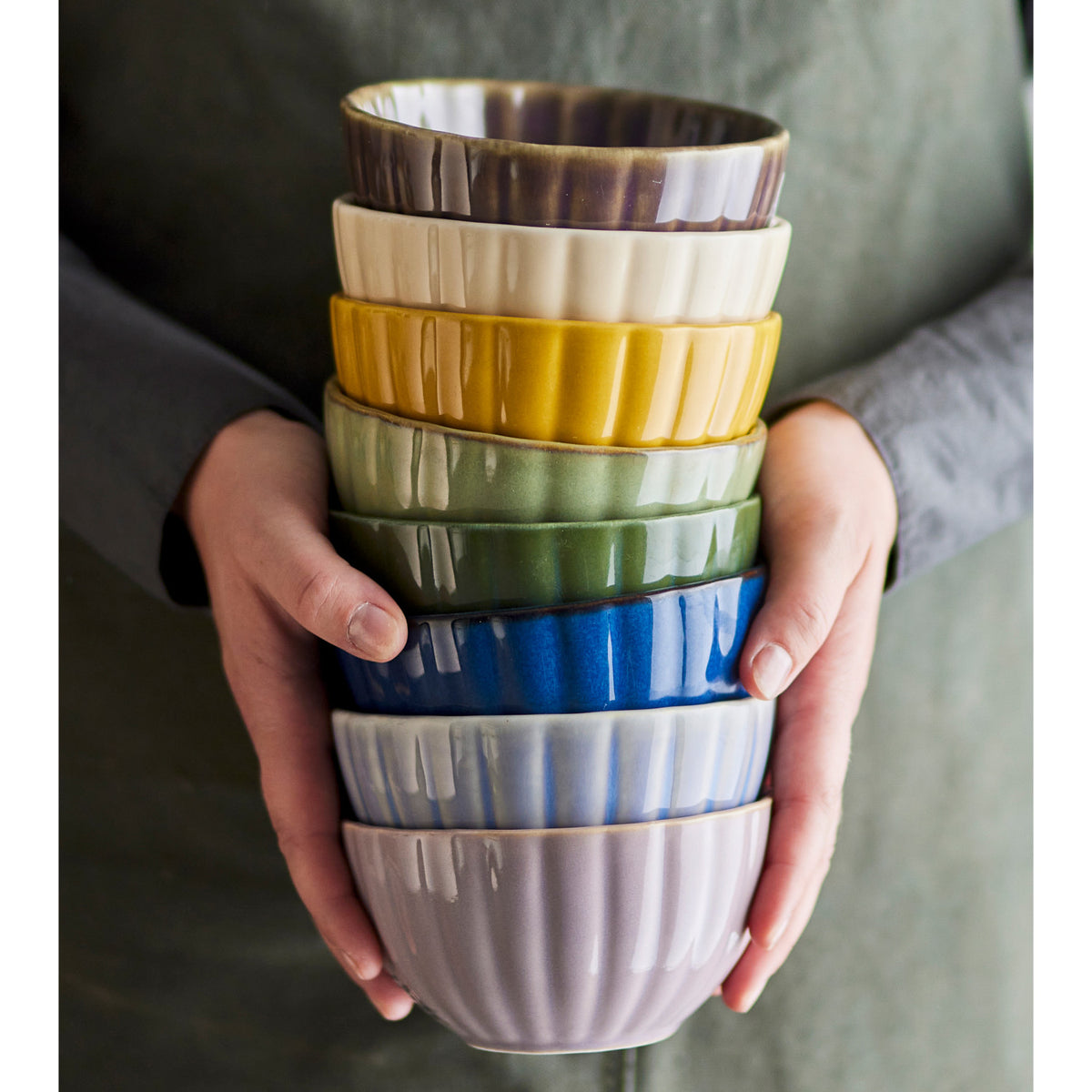 Stoneware Fluted Bowl - 4 Colors